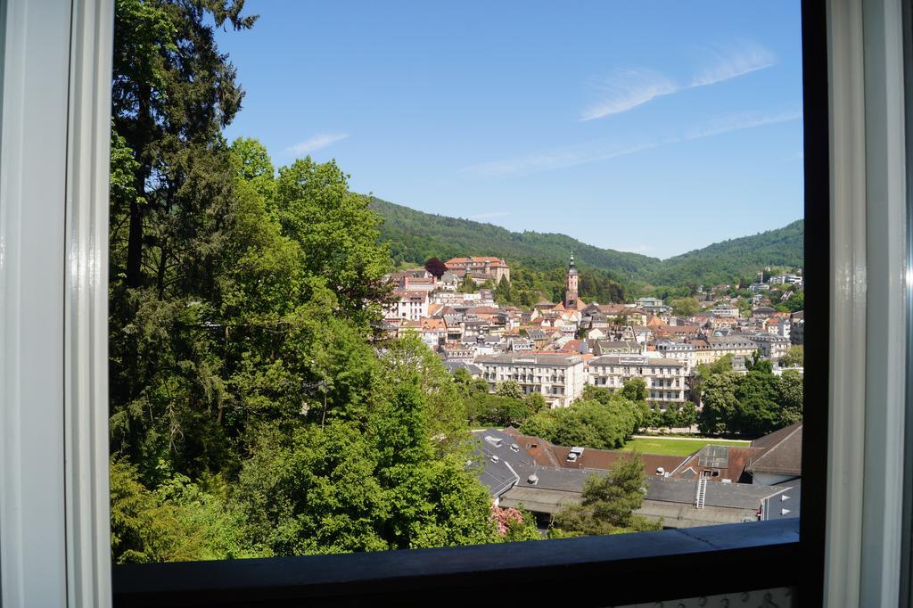 Hotel Tanneck Baden-Baden Buitenkant foto