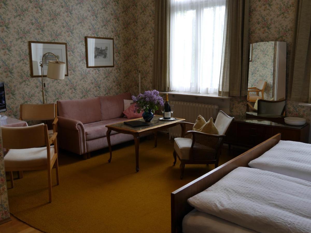 Hotel Tanneck Baden-Baden Buitenkant foto